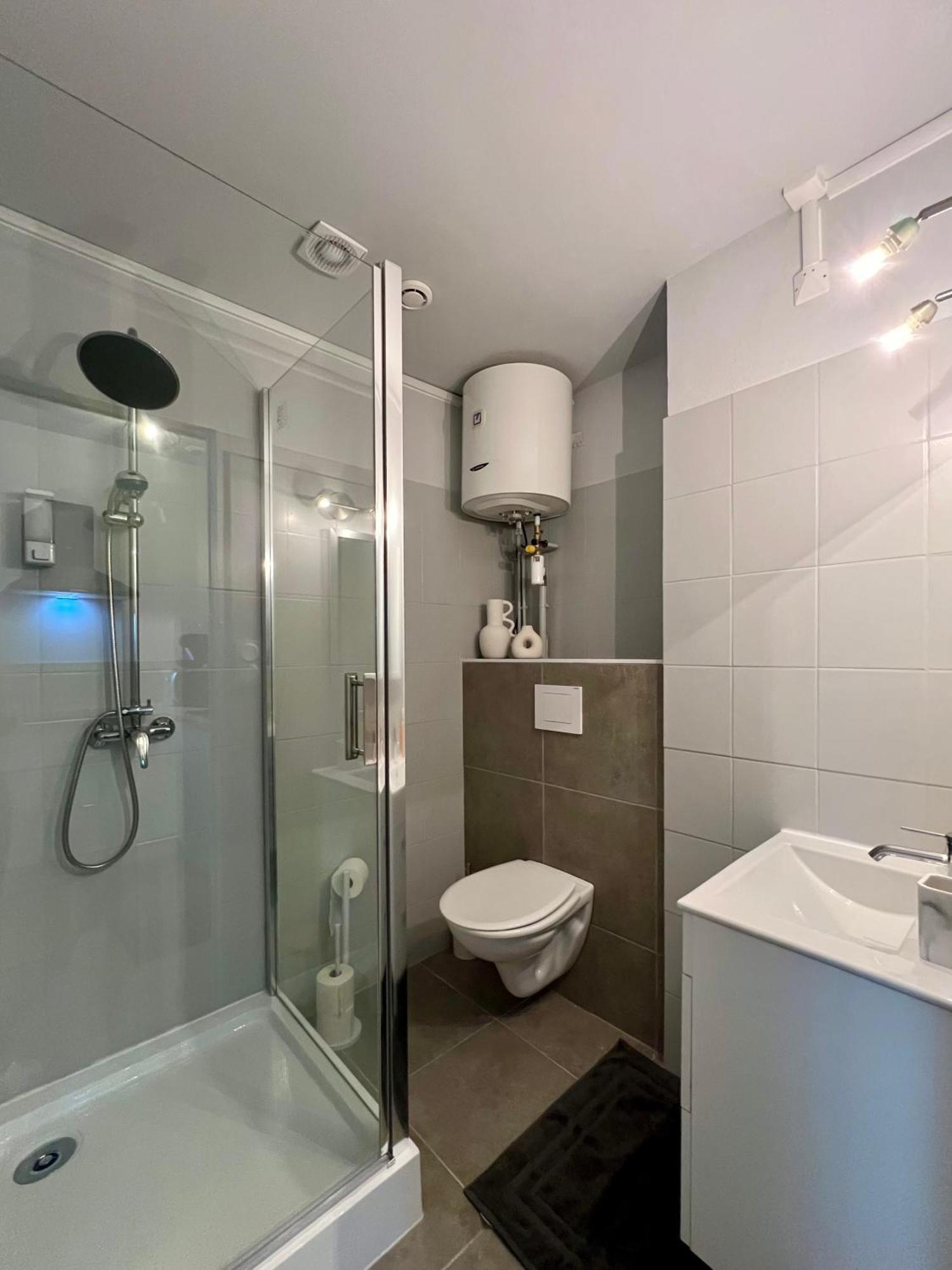 Petit Capucin Apartment การ์กาซอน ภายนอก รูปภาพ